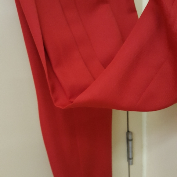 Leg Pleated Pants - Picture 4 of 4